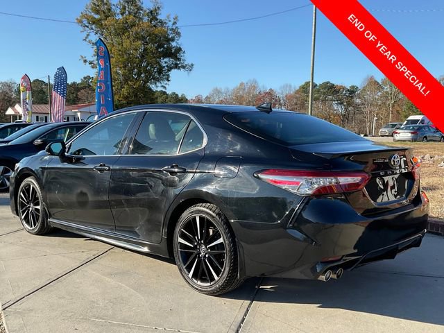 Used 2019 Toyota Camry XSE image 5
