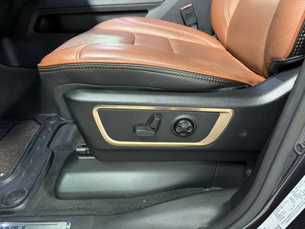 Used 2021 RAM 1500 Limited w/ Body Color Bumper Group AWD/4WD image 26