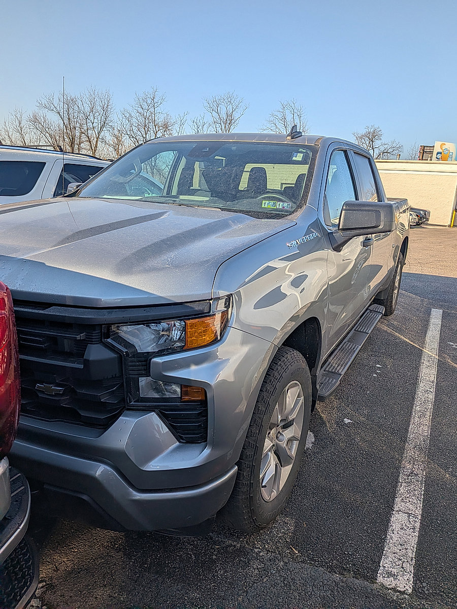 Certified 2023 Chevrolet Silverado 1500 Custom image 2