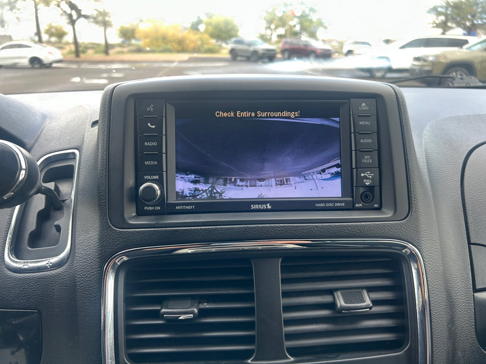 Used 2019 Dodge Grand Caravan SXT FWD image 27