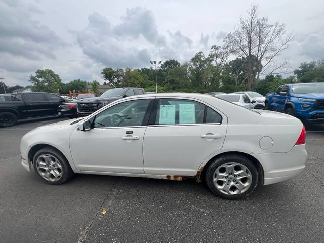 Used 2011 Ford Fusion SE w/ 202A Rapid Spec Order Code FWD image 3