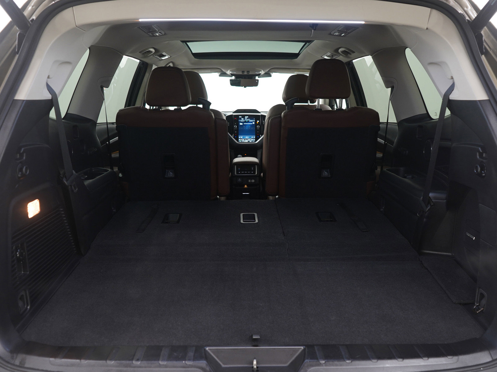 Used 2023 Subaru Ascent Touring image 9