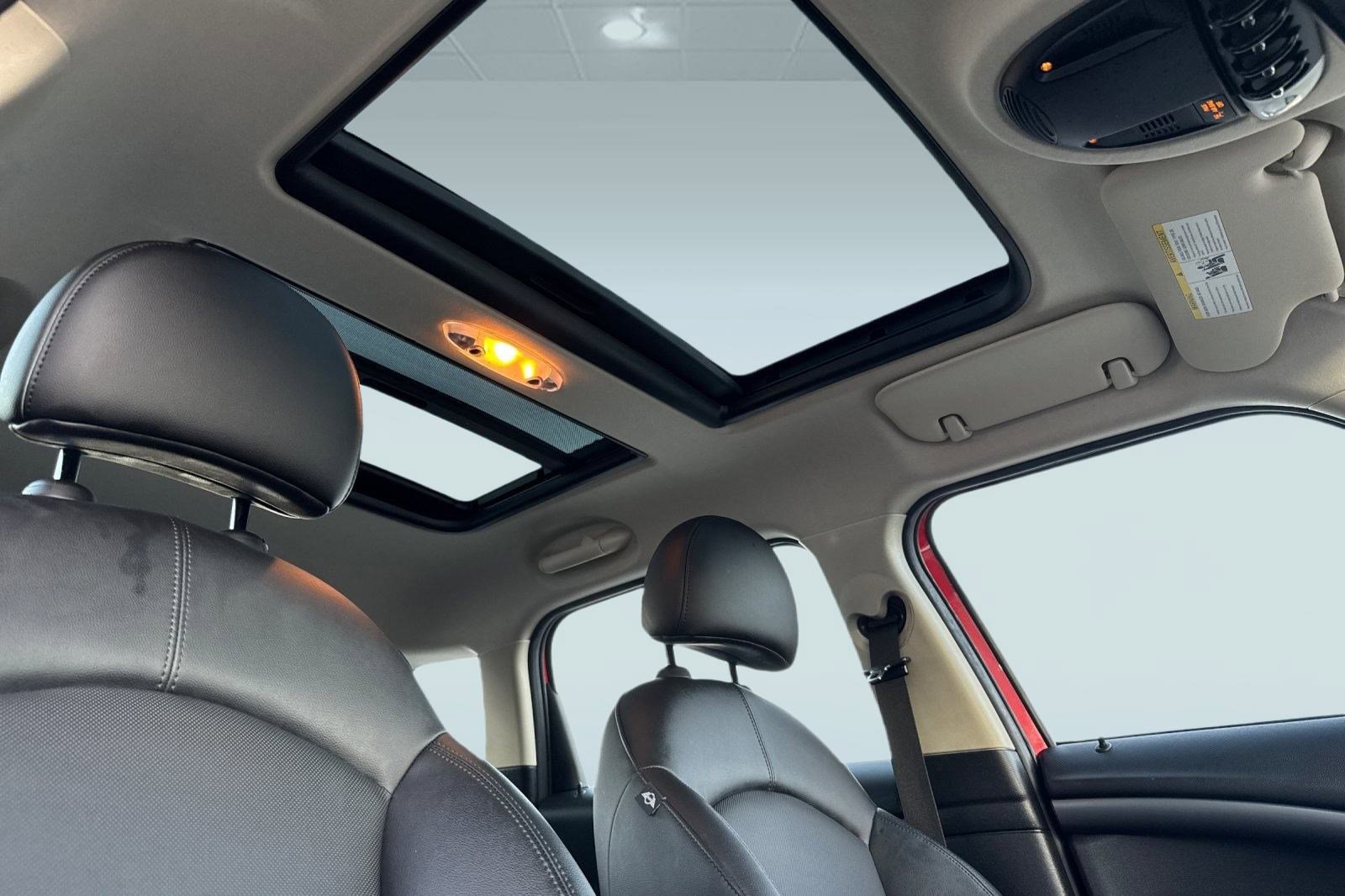 Used 2012 MINI Cooper Countryman S image 23