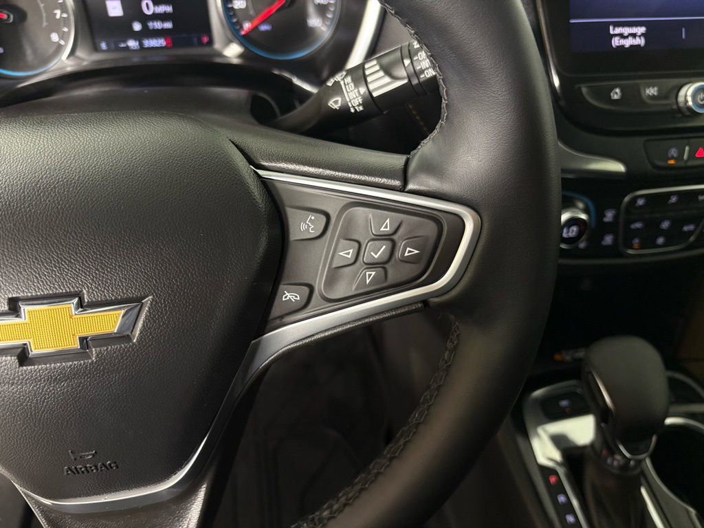 Used 2023 Chevrolet Equinox Premier image 25