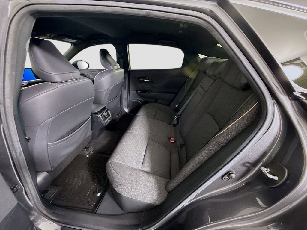 Used 2023 Toyota Crown XLE image 21