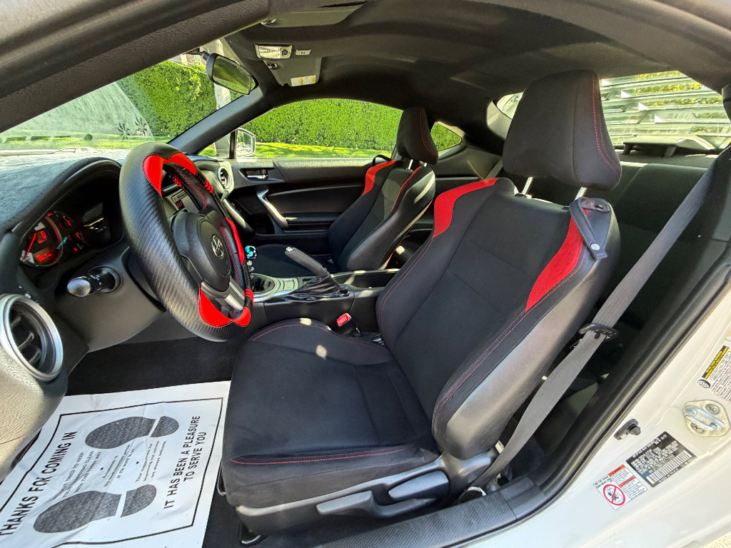 Used 2013 Scion FR-S RWD image 19