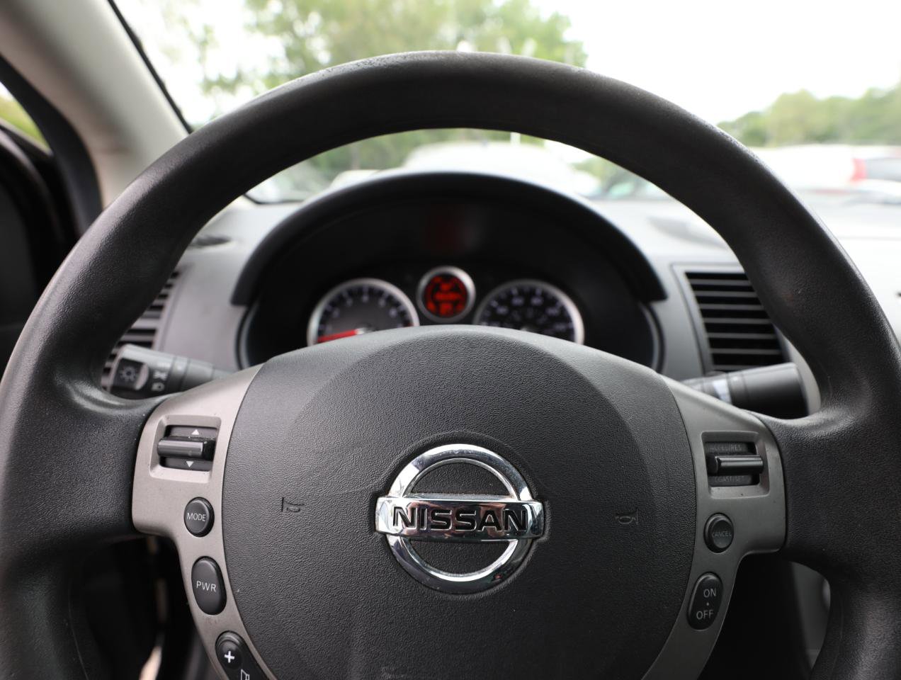 Used 2010 Nissan Sentra 2.0 S FWD image 16