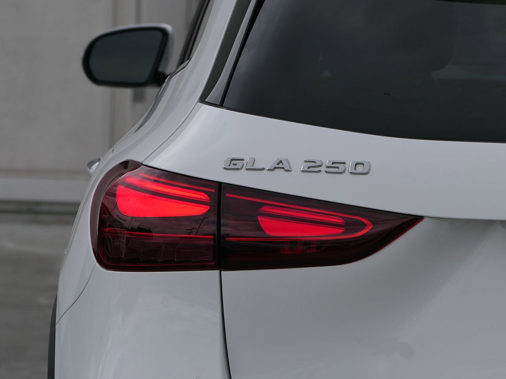 Used 2025 Mercedes-Benz GLA 250 image 5