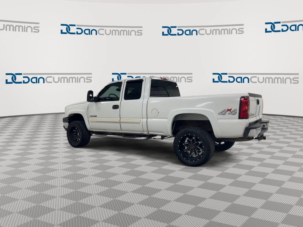 Used 2006 Chevrolet Silverado 2500 LT AWD/4WD image 6