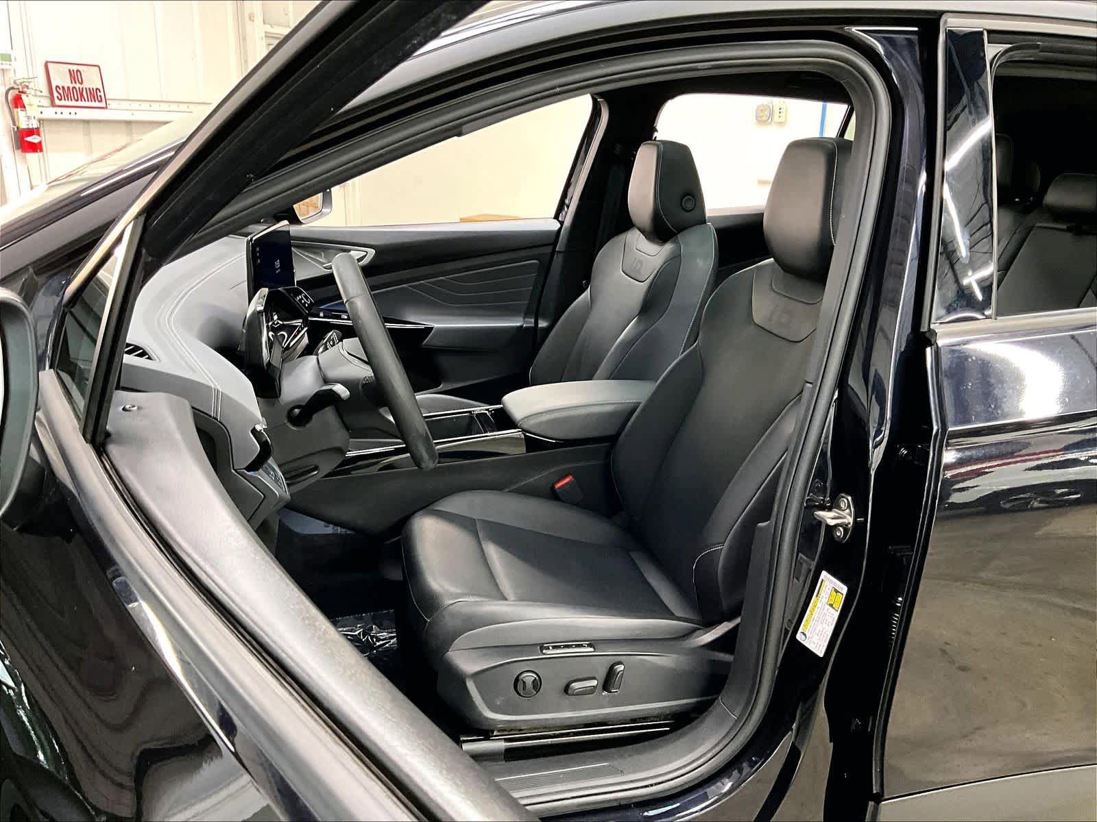 Used 2023 Volkswagen ID.4 Pro S AWD/4WD image 27