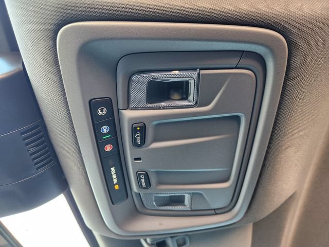 Used 2025 Chevrolet Silverado 1500 Custom RWD image 27