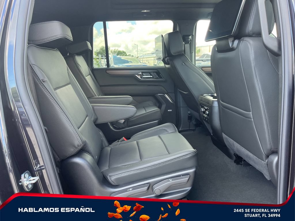 New 2026 GMC Yukon XL Denali w/ Denali Reserve Package AWD/4WD image 17