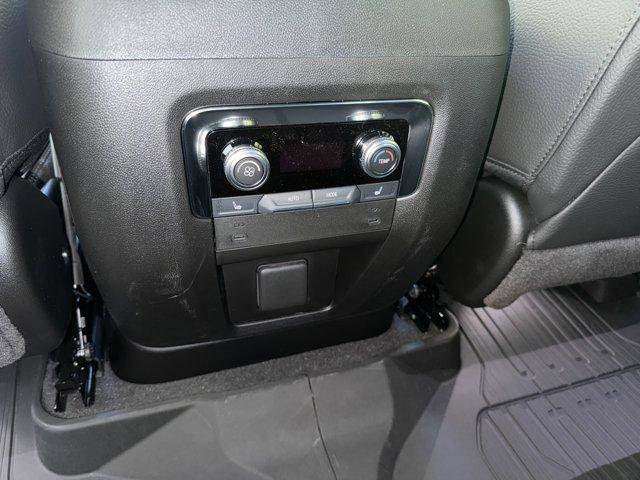 New 2026 GMC Yukon Denali w/ Sun & Power Step Package image 23