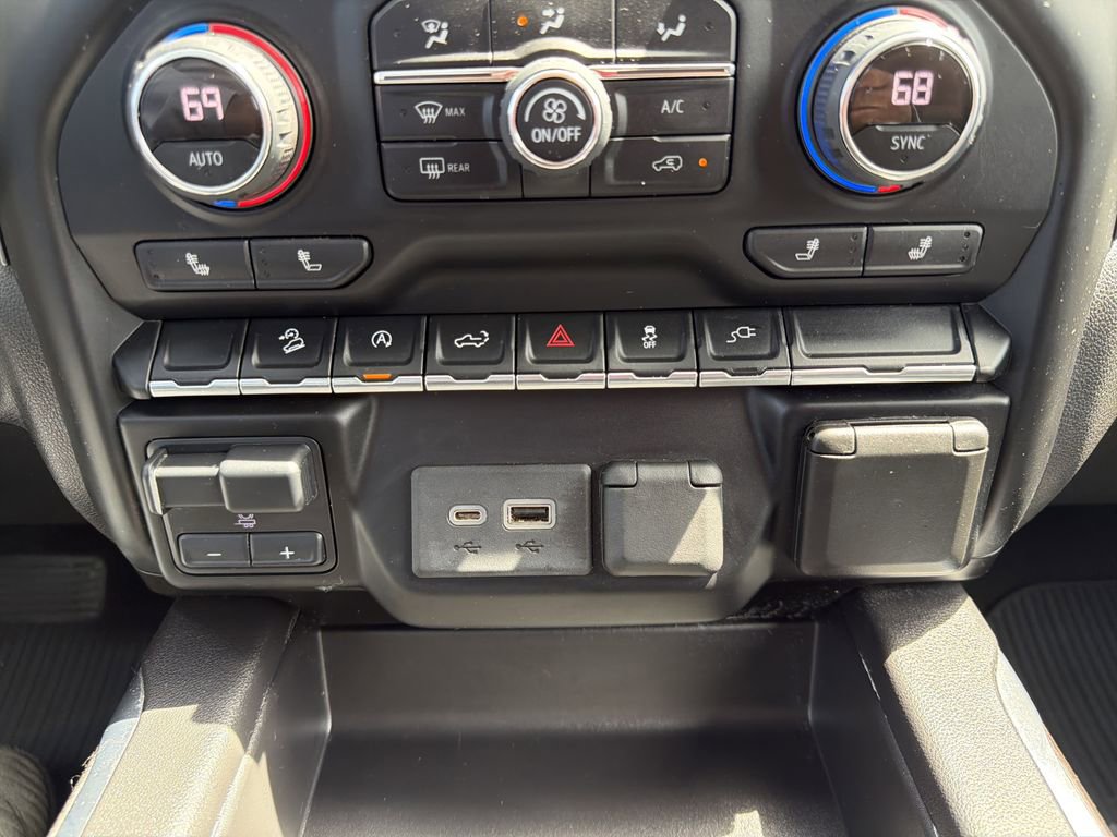 Used 2020 Chevrolet Silverado 1500 RST w/ All-Star Edition image 29