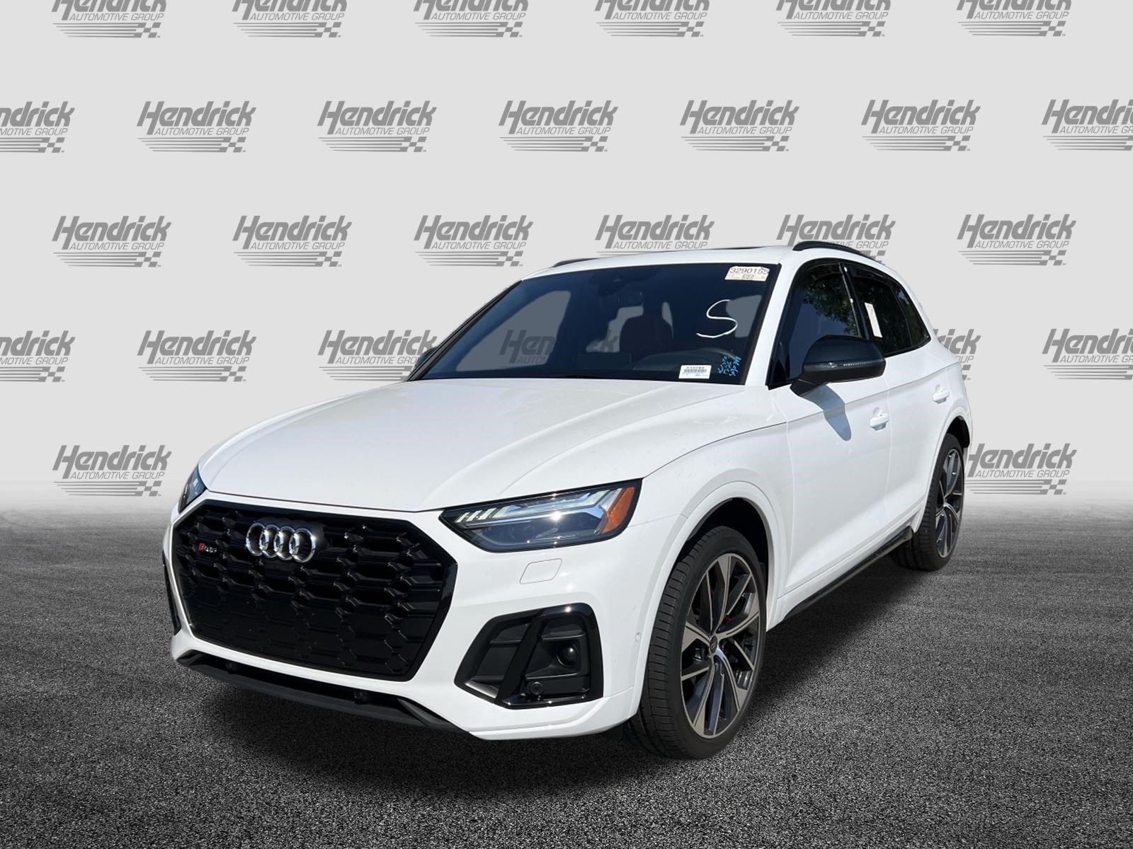 Used 2024 Audi SQ5 Prestige AWD/4WD image 5