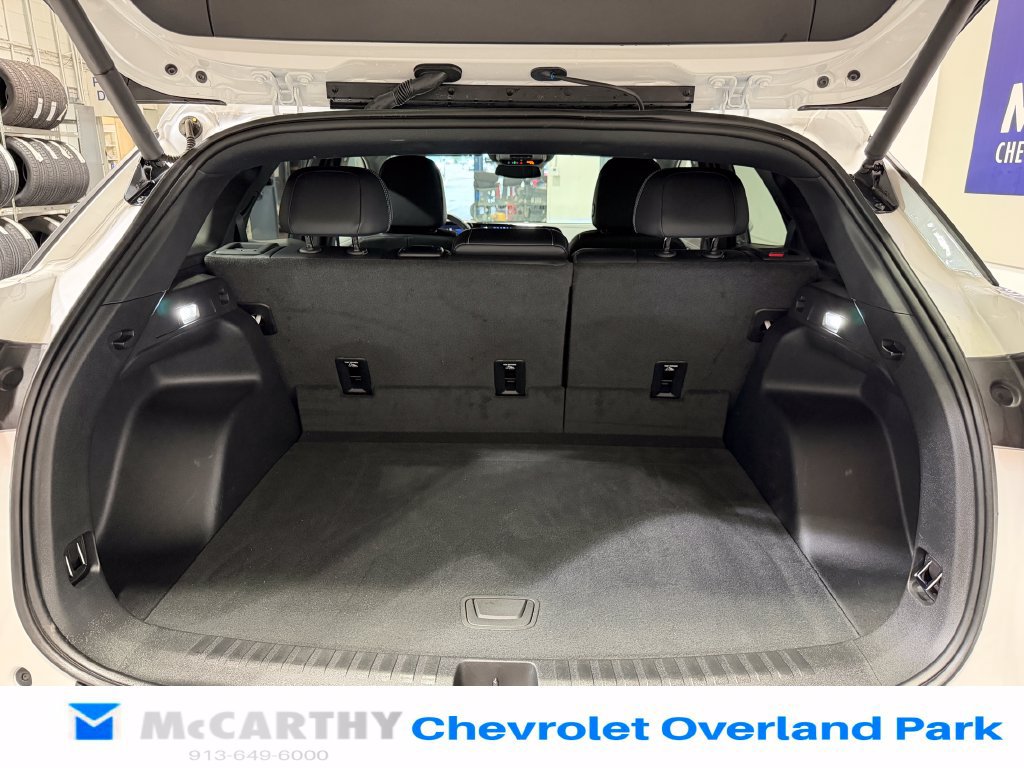 Used 2024 Chevrolet Blazer EV LT AWD/4WD image 26
