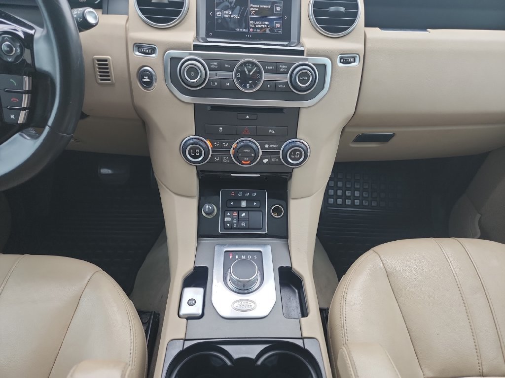 Used 2016 Land Rover LR4 HSE AWD/4WD image 15