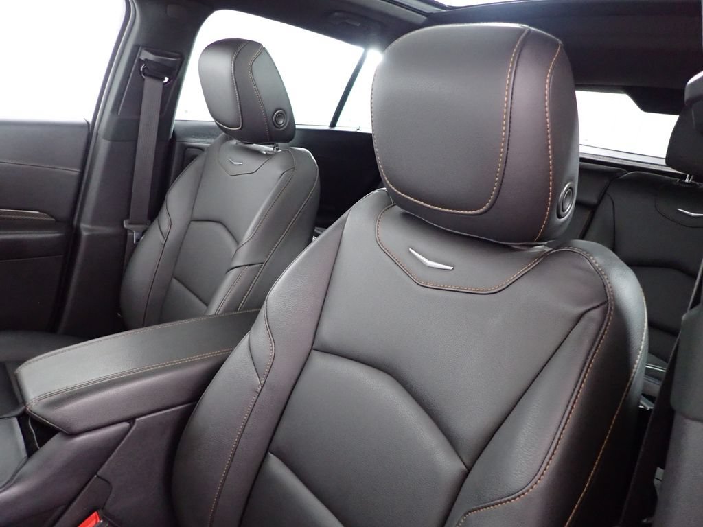 Used 2020 Cadillac XT4 Sport w/ Driver Awareness Package AWD/4WD image 22