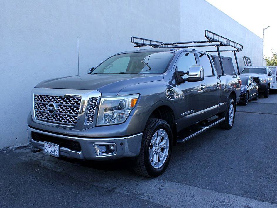 Used 2016 Nissan Titan SL image 3