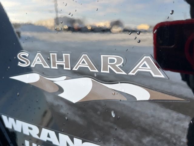 Used 2017 Jeep Wrangler Unlimited Sahara w/ Dual Top Group image 26