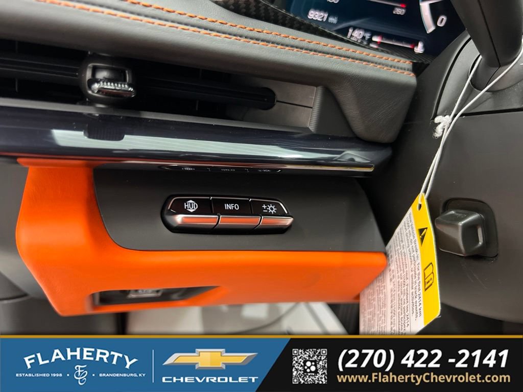 Used 2025 Chevrolet Corvette Z06 RWD image 19