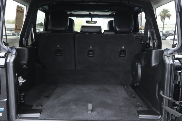 Used 2021 Jeep Wrangler Unlimited Sahara w/ Cold Weather Group image 10