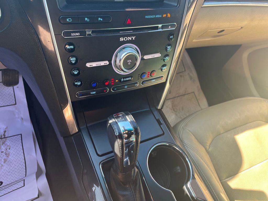 Used 2016 Ford Explorer Limited w/ Equipment Group 303A image 15