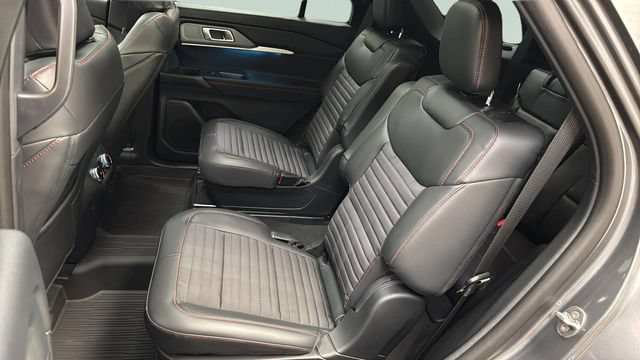 New 2026 Ford Explorer ST-Line w/ ST-Line Street Pack AWD/4WD image 38
