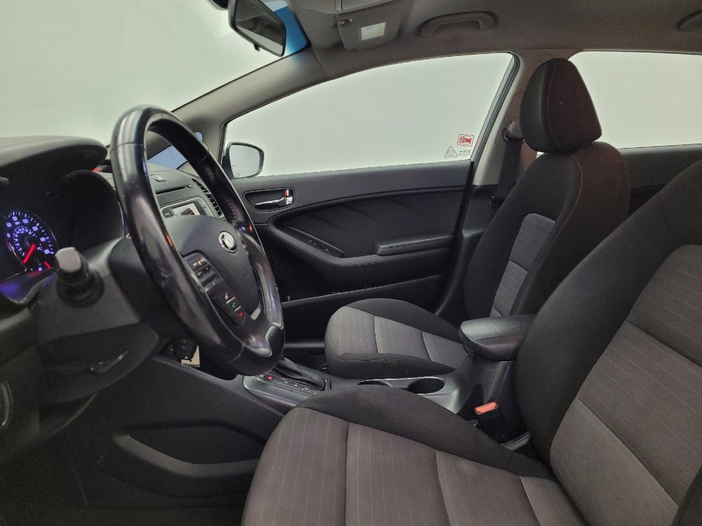 Used 2016 Kia Forte EX image 17
