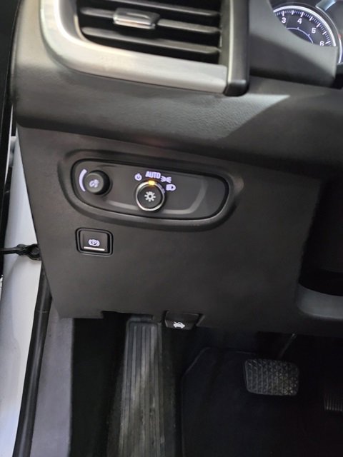 Certified 2022 GMC Terrain SLE w/ Driver Convenience Package image 36