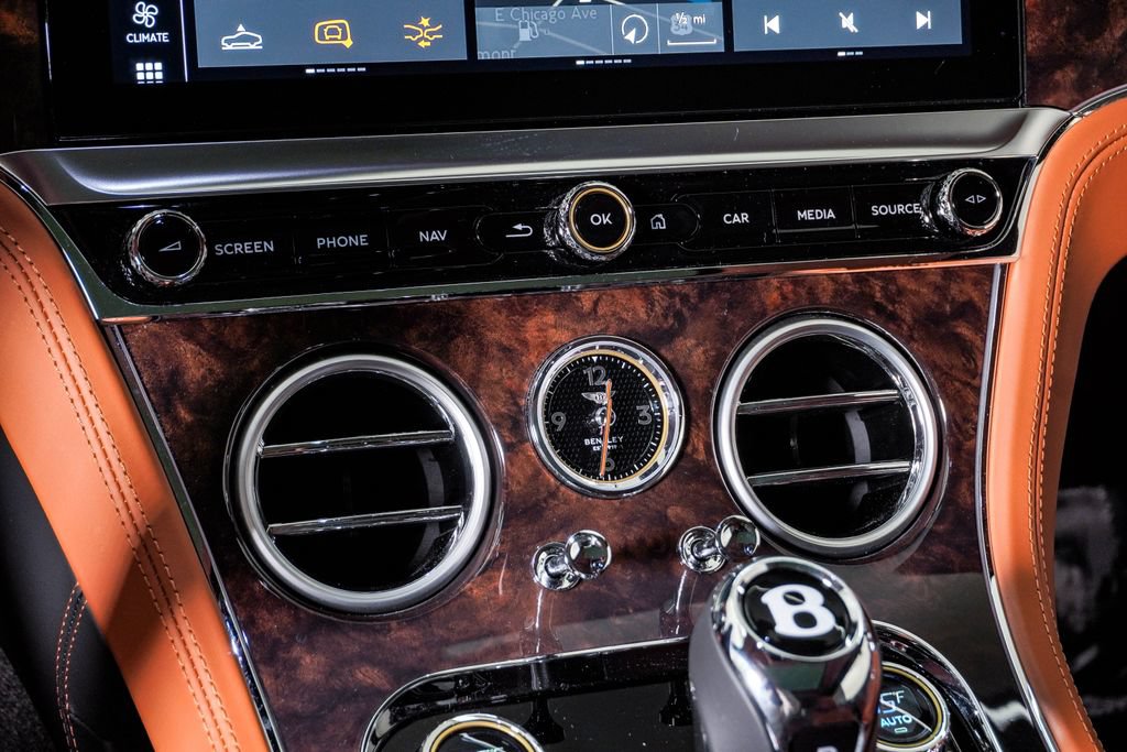 Used 2024 Bentley Continental GT AWD/4WD image 28