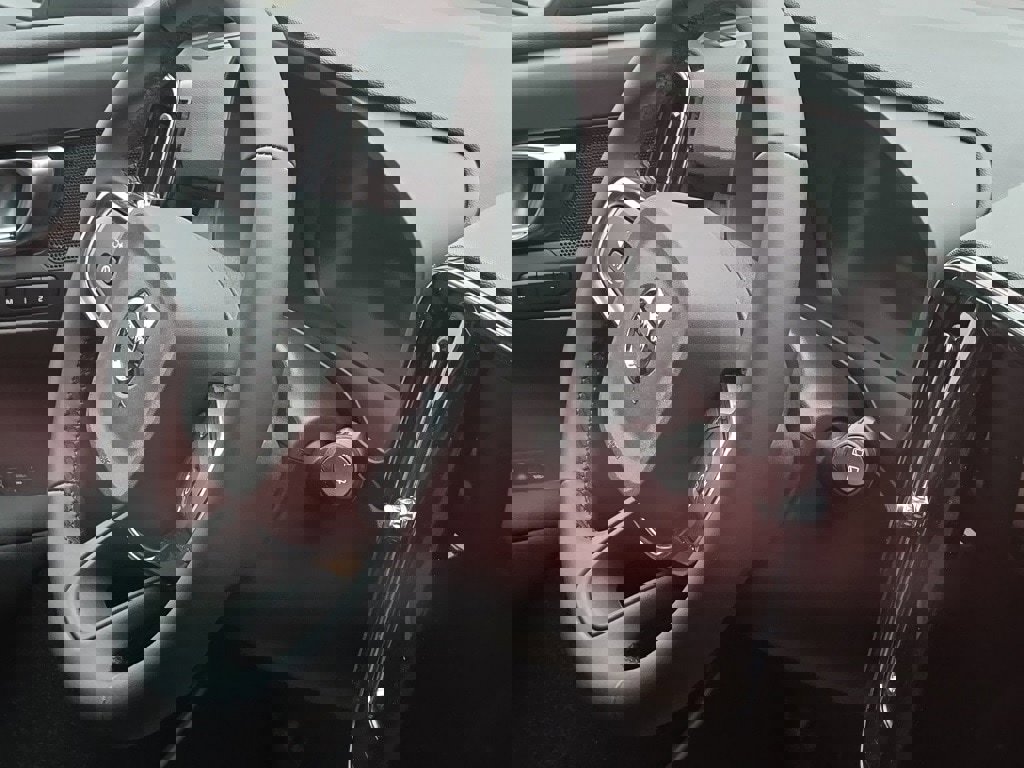 New 2026 Volvo XC40 B5 Plus w/ Protection Package Premier image 9