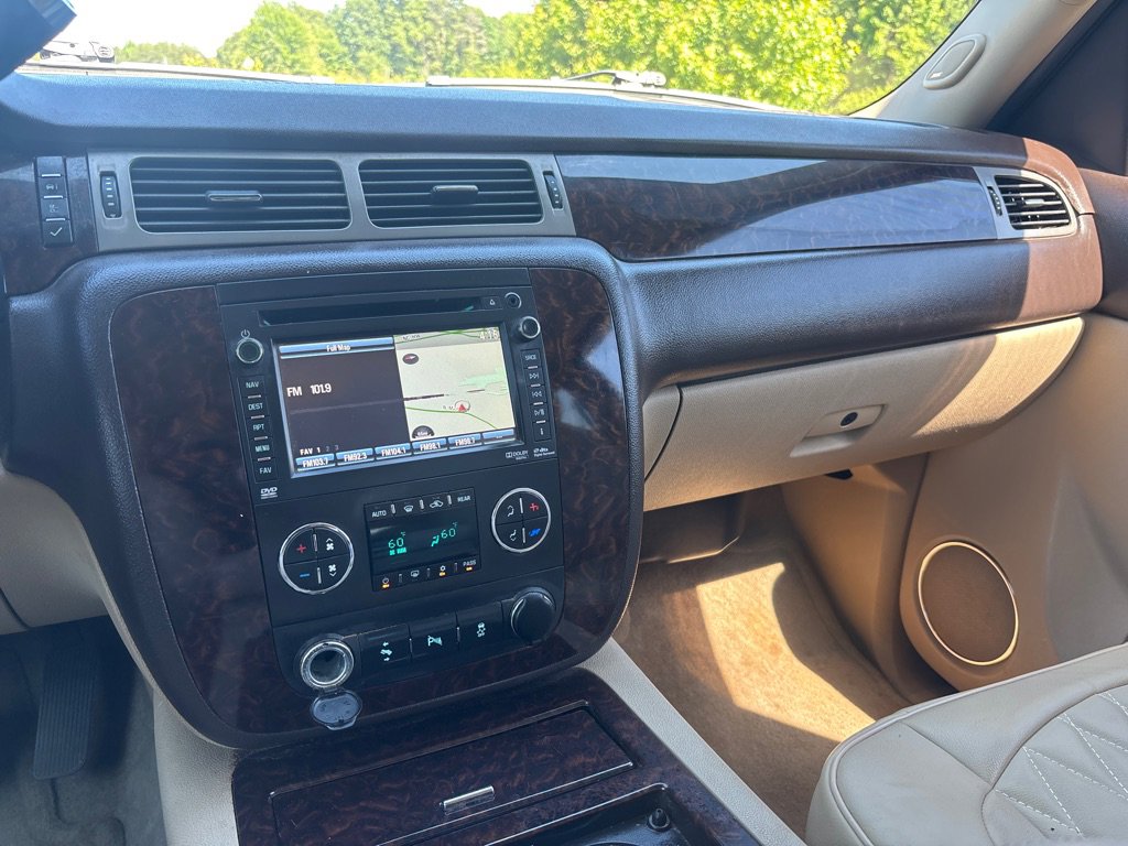 Used 2012 GMC Yukon Denali AWD/4WD image 16