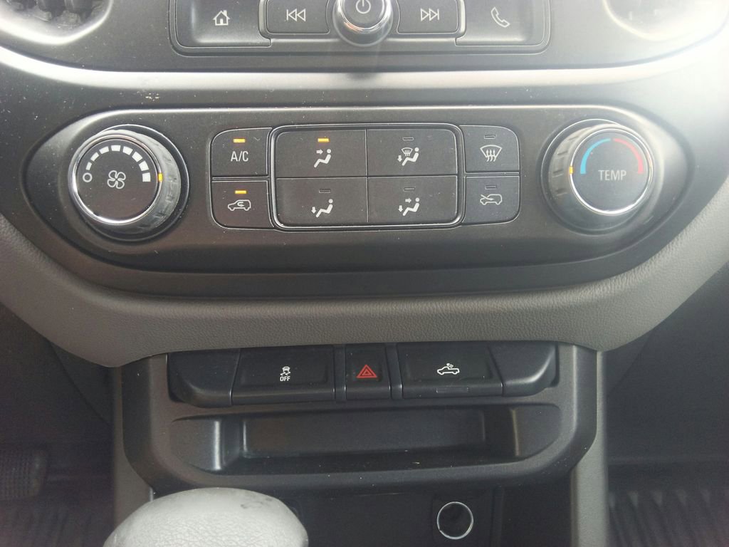 Used 2022 Chevrolet Colorado W/T w/ WT Convenience Package RWD image 25