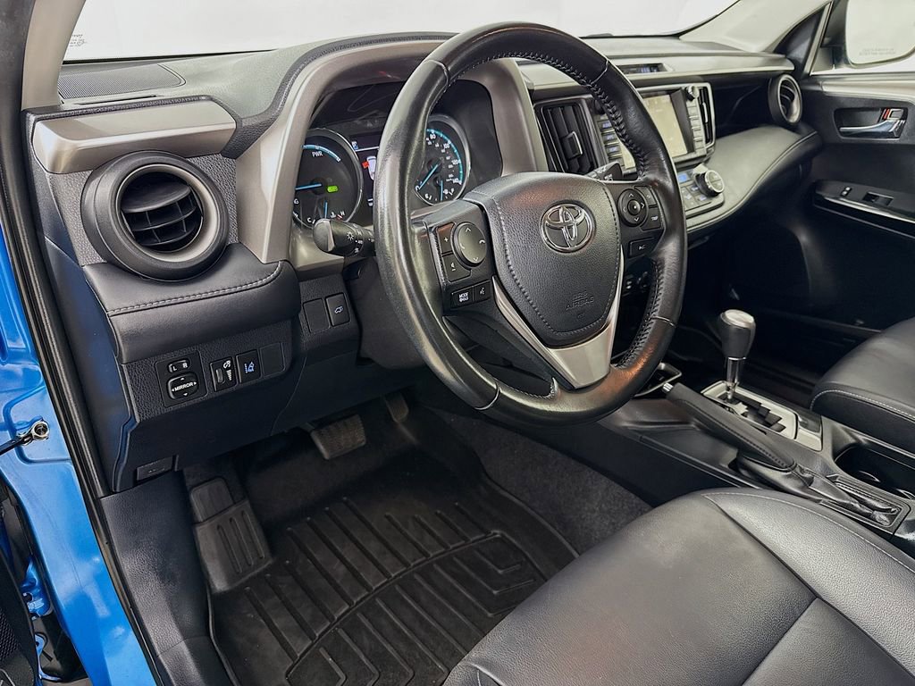 Certified 2018 Toyota RAV4 Limited w/ Advanced Technology Package image 10