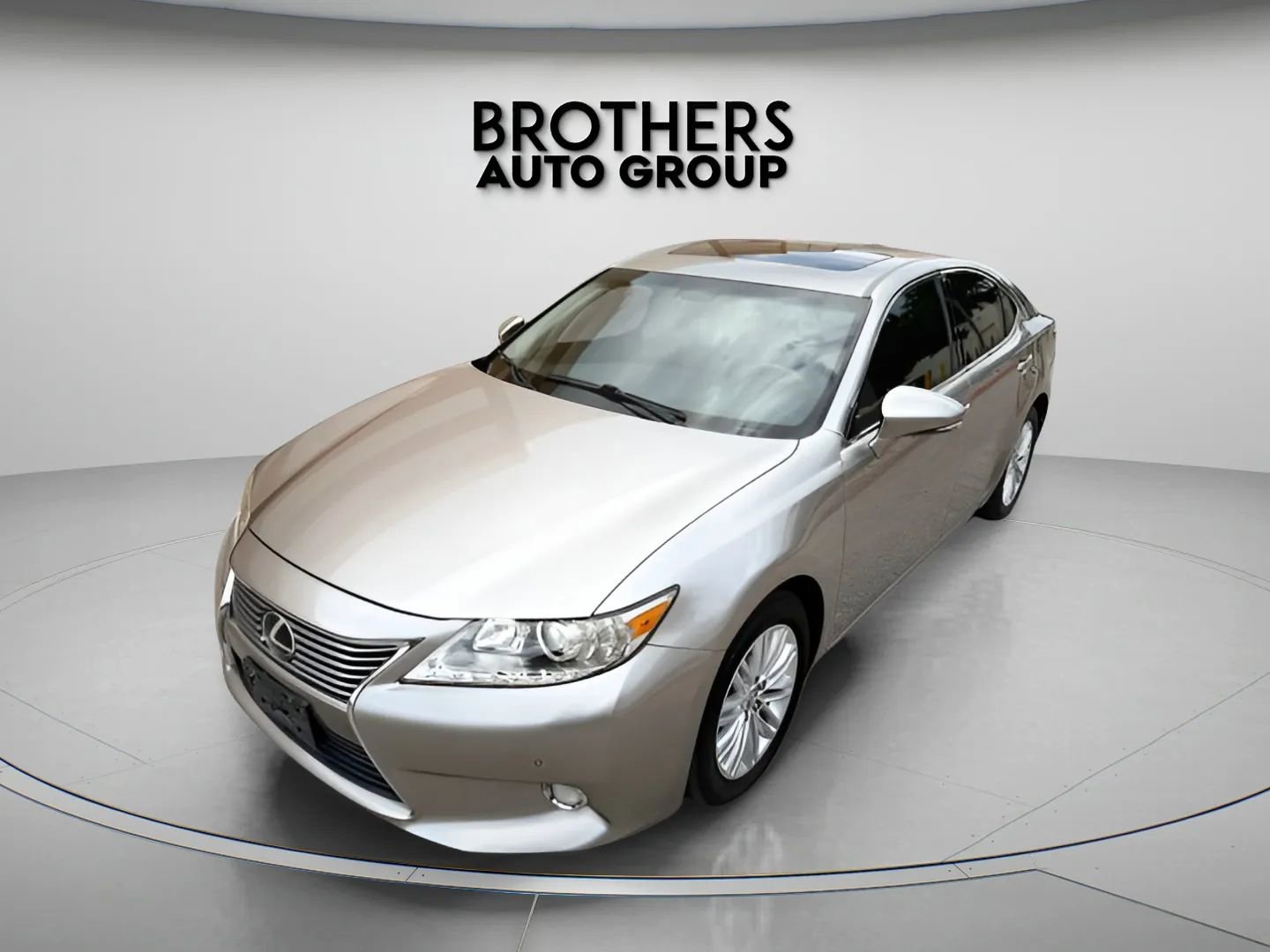 Used 2015 Lexus ES 350 w/ Luxury Package FWD image 5
