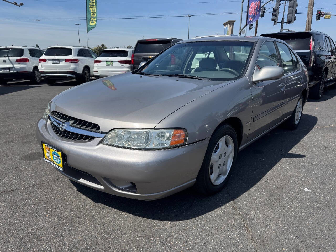Used 2001 Nissan Altima GXE FWD image 4