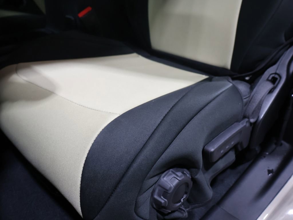 Used 2022 Jeep Wrangler Sport image 16