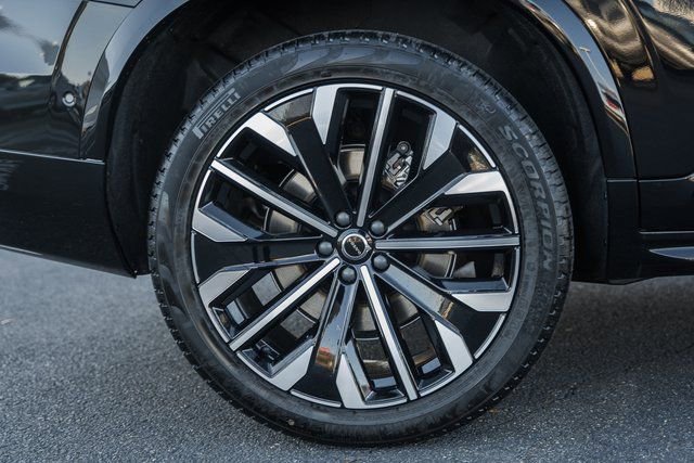New 2026 Volvo XC90 B6 Ultra w/ Protection Package image 15