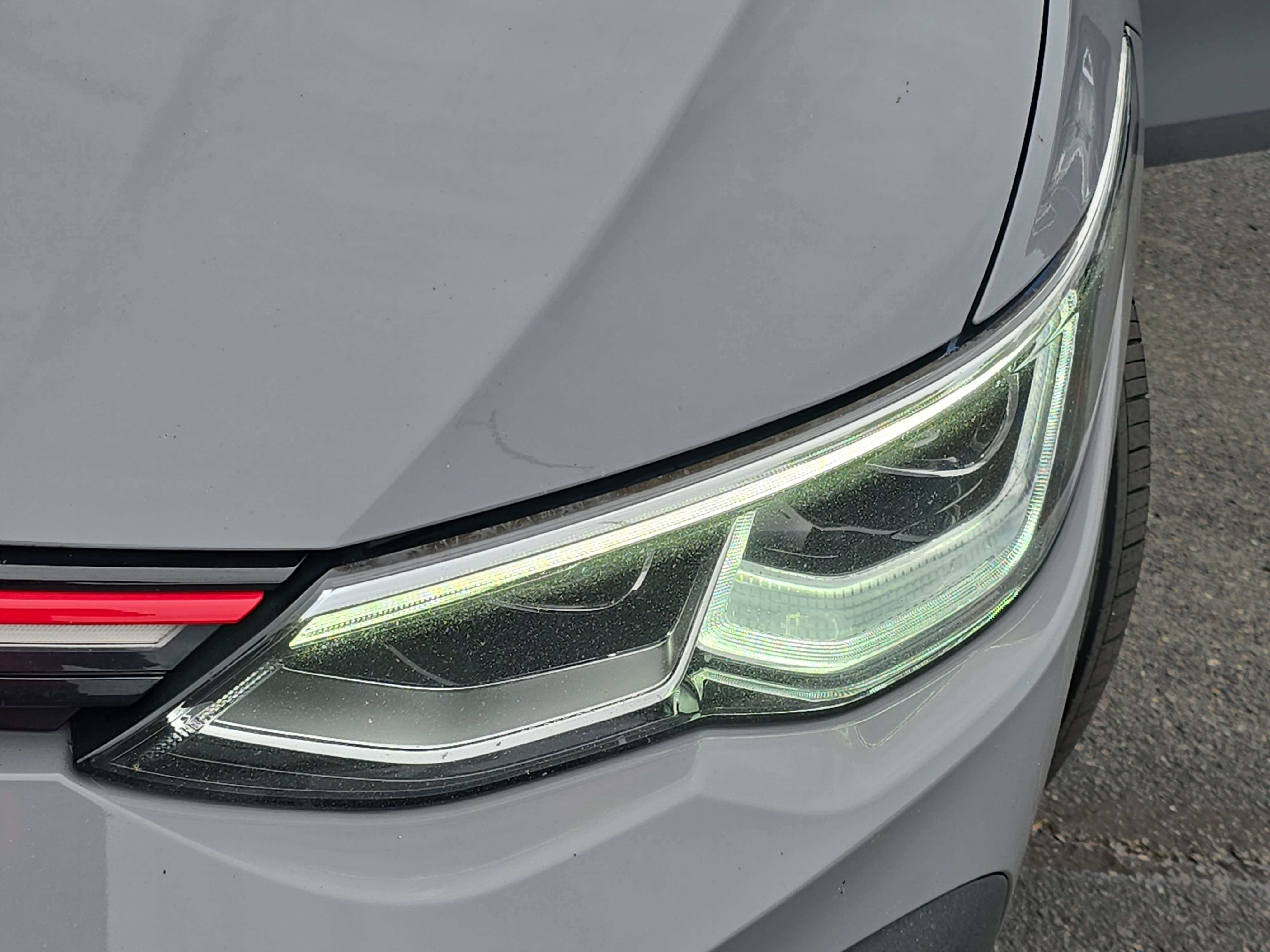 Used 2024 Volkswagen GTI SE FWD image 31