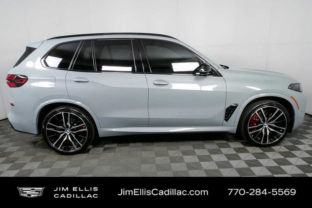 Used 2025 BMW X5 M60i AWD/4WD image 2
