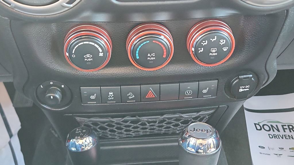 Used 2017 Jeep Wrangler Unlimited Sahara w/ Dual Top Group image 22