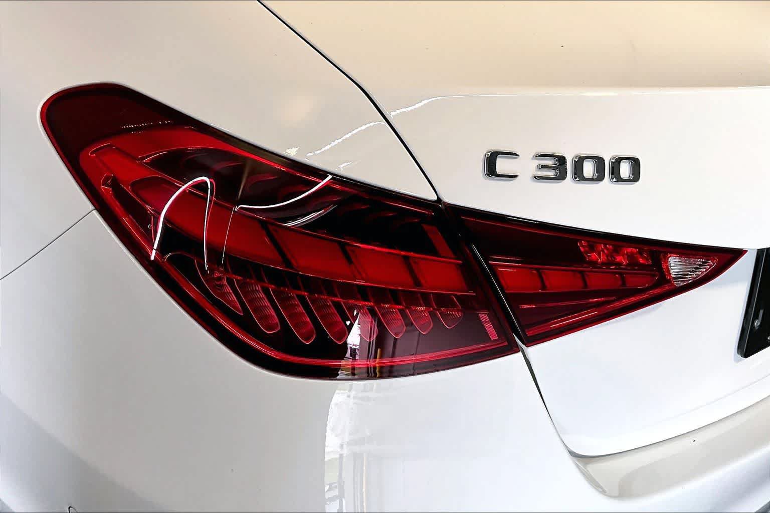 Used 2022 Mercedes-Benz C 300 4MATIC Sedan image 28