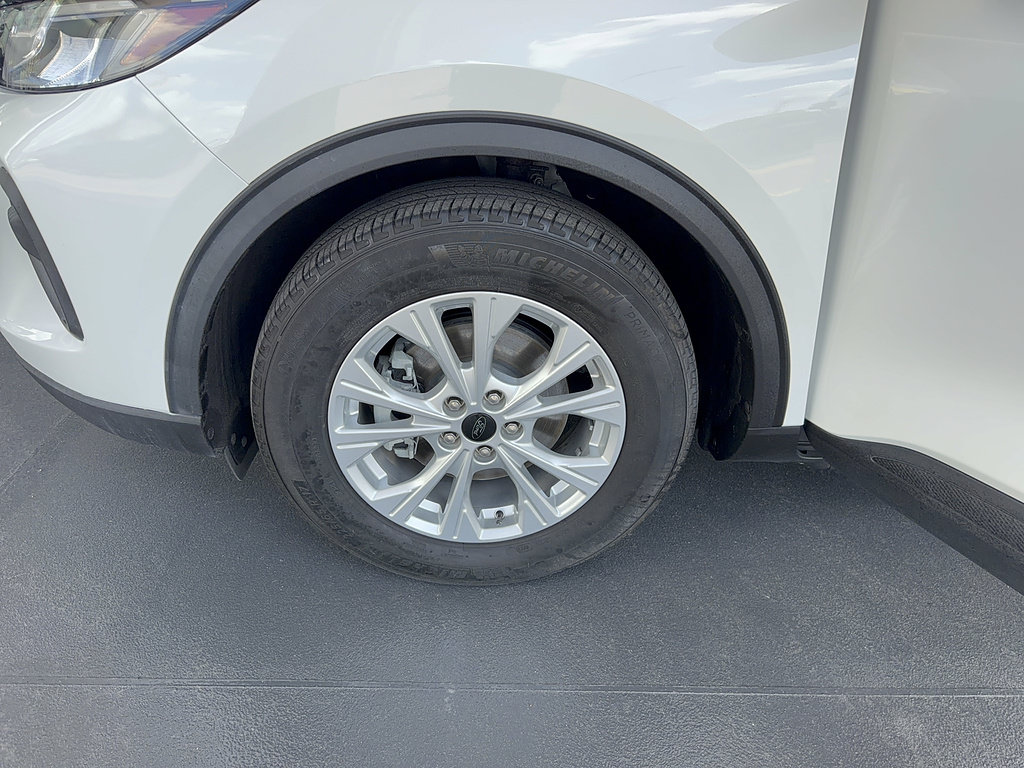 Certified 2023 Ford Escape Active w/ Tech Pack #1 FWD image 35