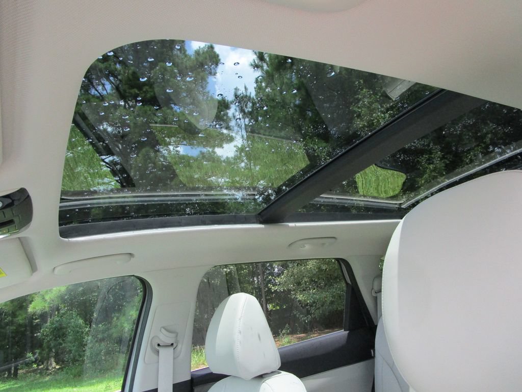 Used 2025 Kia Sorento S w/ Panoramic Sunroof Package FWD image 12