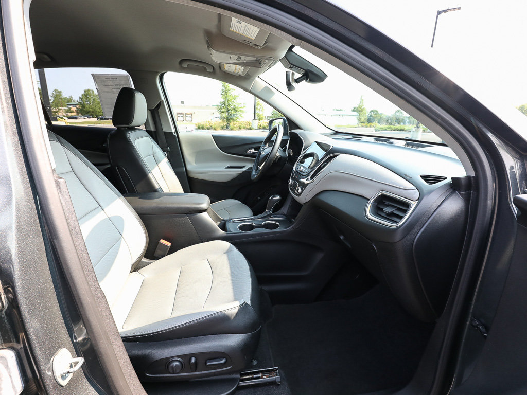 Used 2020 Chevrolet Equinox Premier FWD image 22