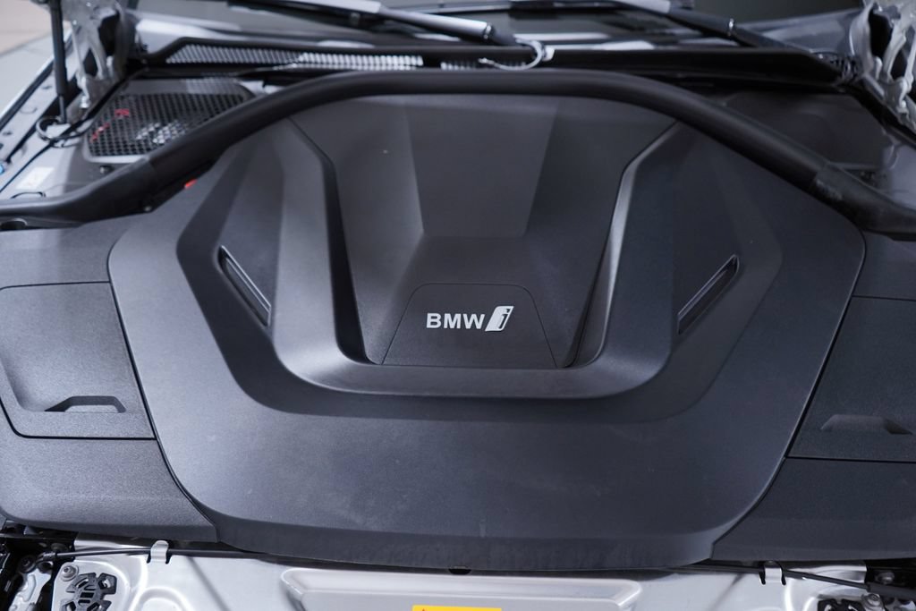 Used 2023 BMW i4 eDrive35 RWD image 16