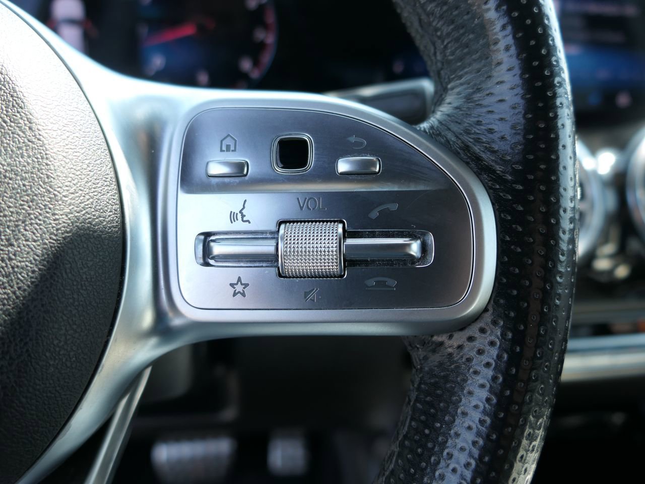 Used 2021 Mercedes-Benz GLB 250 image 15