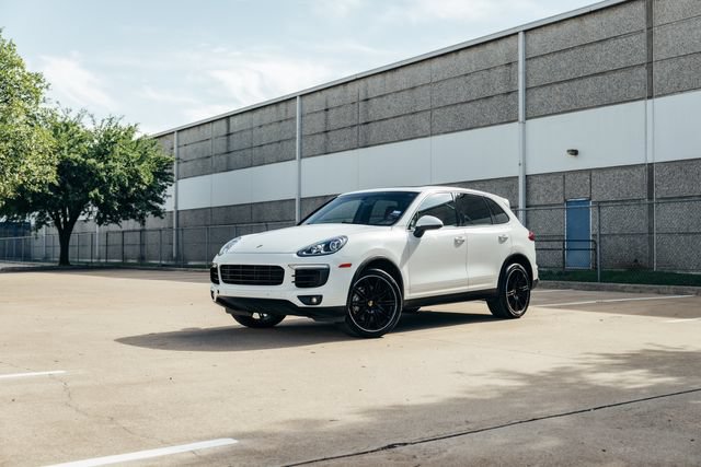 Used 2016 Porsche Cayenne S AWD/4WD image 16