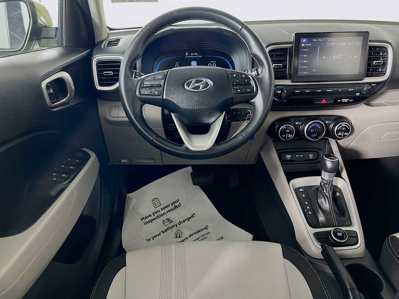 Certified 2023 Hyundai Venue SEL w/ Cargo Package image 22